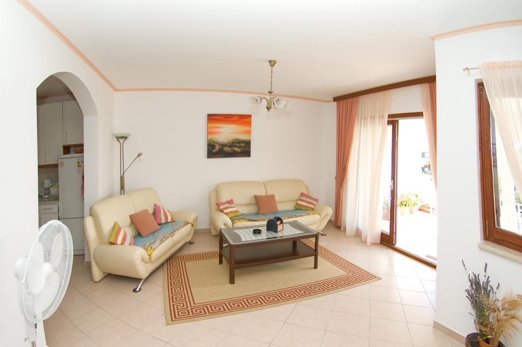 Holiday Home Magnolia Tar-Vabriga Chambre photo